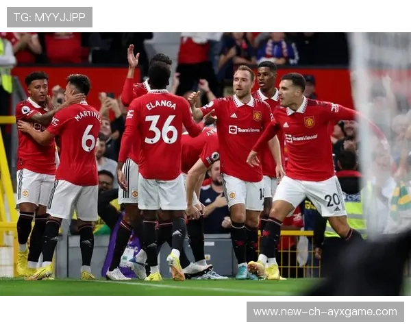 南安普顿训练课中亚当斯表现抢眼 南安普顿训练课中亚当斯表现抢眼